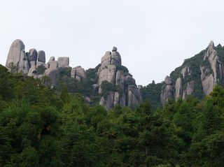 2022防疫时期的旅行：海上仙都太姥山  钻洞登顶一日还