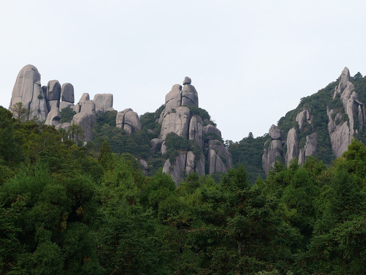 2022防疫时期的旅行:海上仙都太姥山 钻洞登顶一日还
