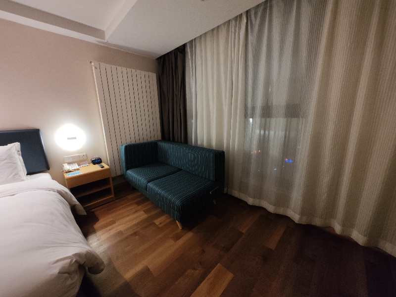 张家口园景智选假日酒店主图