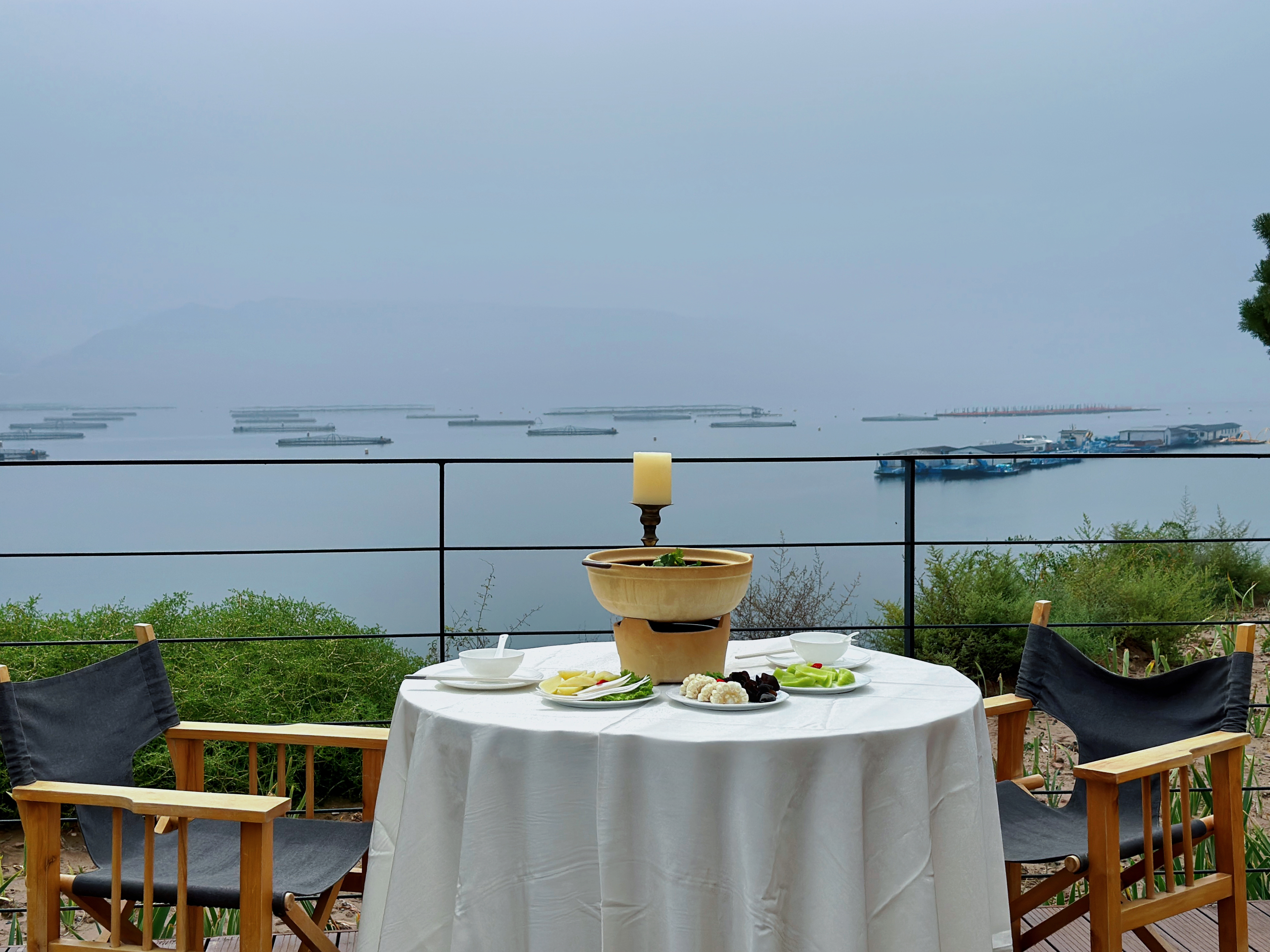 甘宿 · 镜湖野奢 | Mirror Lake View · 180°全湖景独栋露台野奢民宿·湖光餐厅餐厅图片
