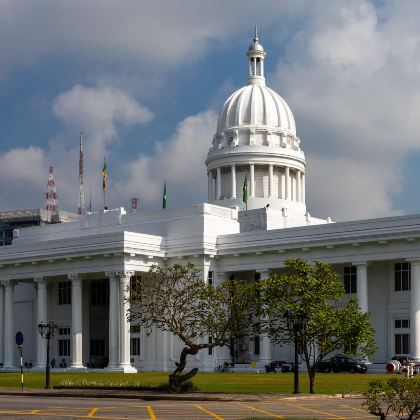 斯里兰卡科伦坡+尼甘布+康提+锡吉里耶+努沃勒埃利耶区+埃勒+美蕊沙+加勒10日9晚自由行