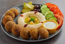 Operation: Falafel JBR美食图片