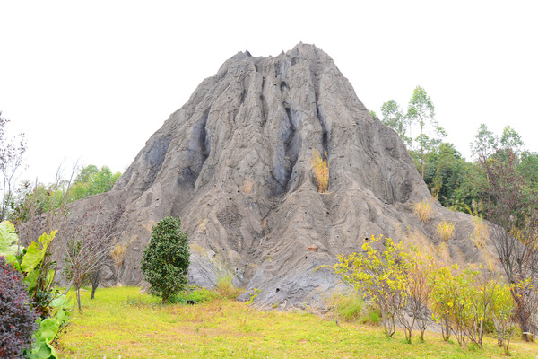泡火山温泉 是一种怎样的感受 去清远森波拉试试 行客旅游网 泡火山温泉 是一种怎样的感受 去清远森波拉试试 行客旅游网