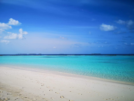 夏日的蓝 依然令人向往~~~~~~~~~