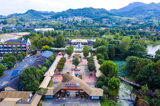 国庆小长假嗨玩攻略，在安吉田园嘉乐比，感受江浙沪周边超人气乐园的魅力！