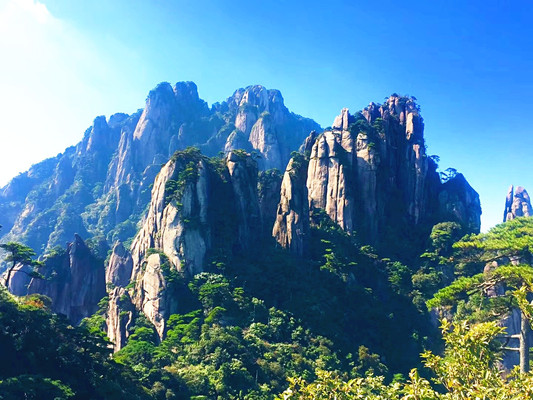 “中国最美的五大峰林”之一,江西三清山