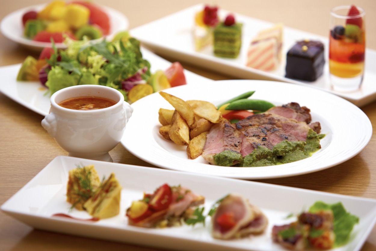 Aqua Belle All Day Dining