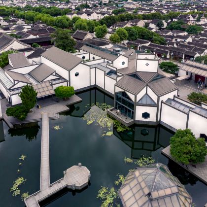 博物馆讲解·苏州博物馆（含太平天国忠王府）2H深度讲解亲子营·成人/儿童·金牌导游线下博物馆高端精讲品牌·细品苏式风雅贝氏美学·上下午场可选·12人团 