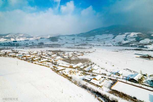 吉林市是雾凇之都,滑雪天堂,热情的东北人好吃的东北菜