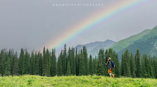 新疆伊犁的夏日，每一秒都在被这个童话世界治愈～