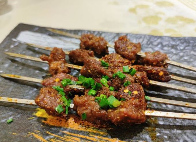 定三毛烧烤(炮台山总店)