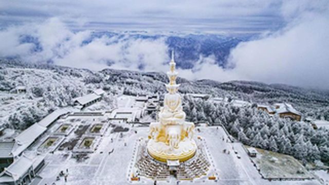 冬游峨眉，造访仙山冰雪奇境