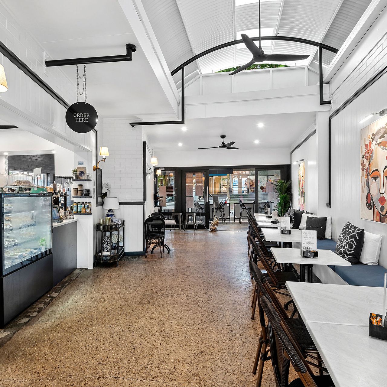 Montanas on Buderim餐厅图片