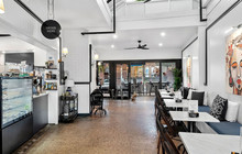 Montanas on Buderim餐厅图片