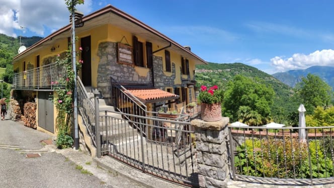 Agriturismo la Freschera餐厅图片