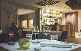 Akropolis Restaurant