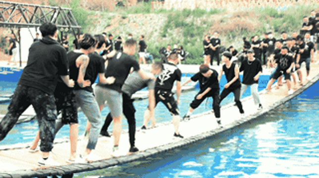 古镇网红桥打卡，不负盛夏好时光