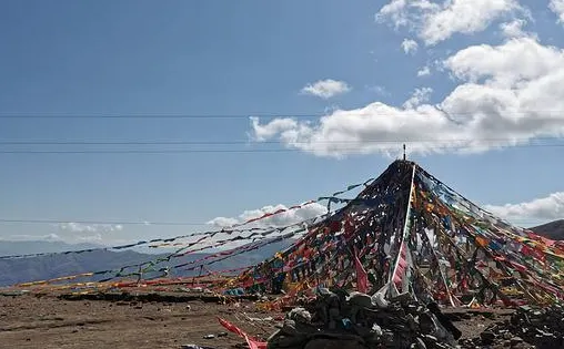 加若拉山口
