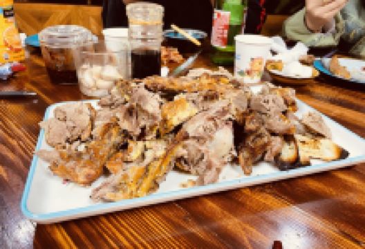 喀纳斯蝴蝶餐厅美食图片