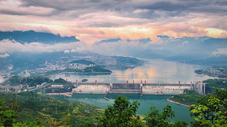 11-day 10-night · Private Tour · Changsha + Fenghuang + Zhangjiajie + Chongqing + Yangtze River Three Gorges