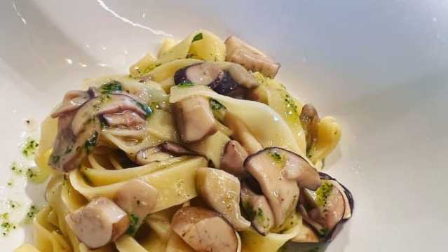 Bianco Rosso e Bollicine Enoteca e Cucina