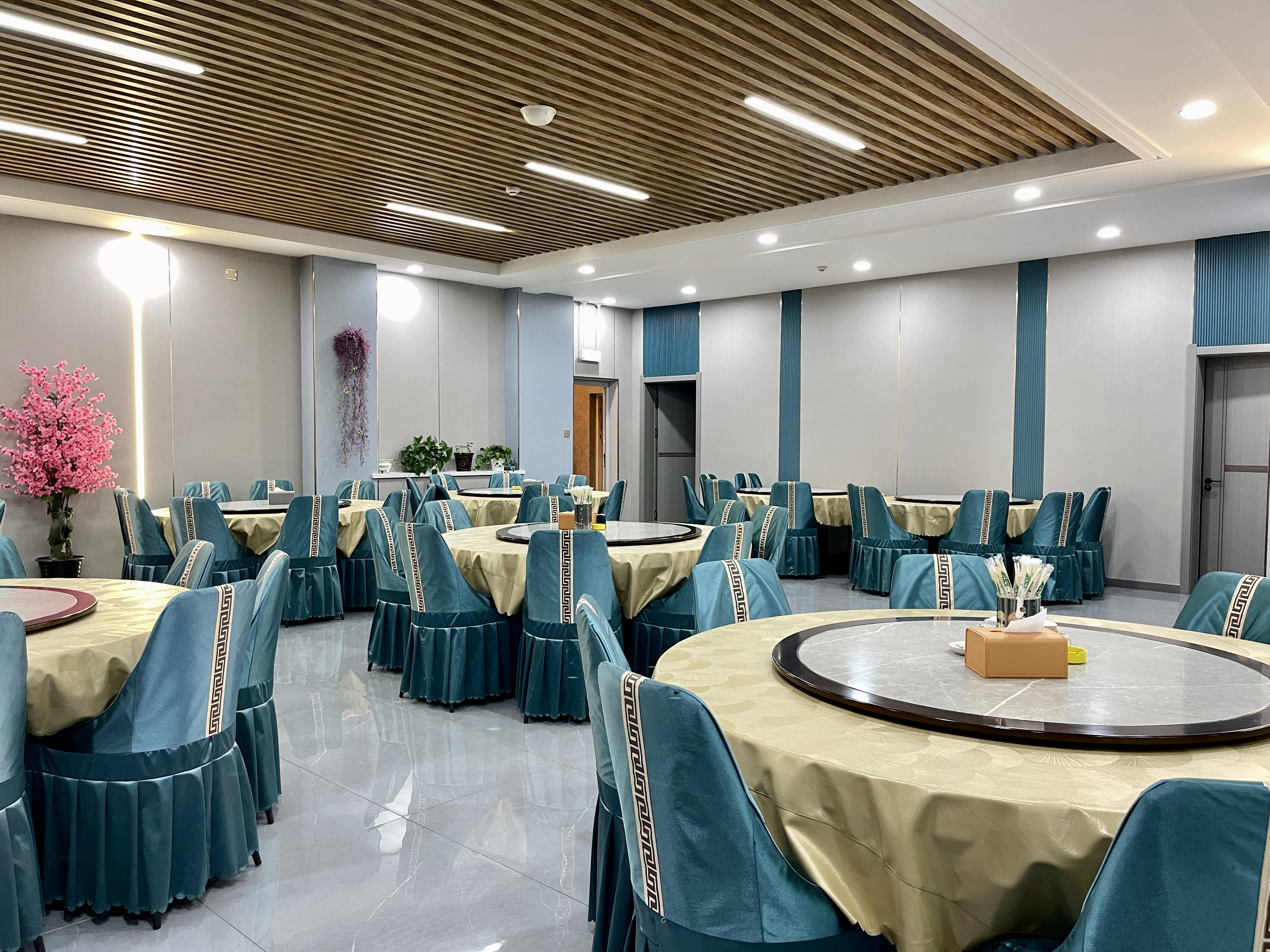 路路通饭店(吴忠同心店)·餐厅餐厅图片