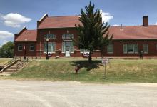 Waurika Public Library景点图片