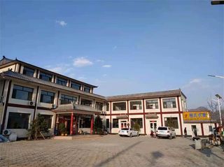 承德宽城蟠龙湖程氏农家院,水库北岸半山腰处,寻找特色全鱼宴!