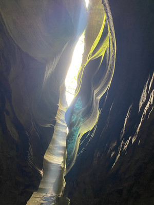 甘泉雨岔大峡谷