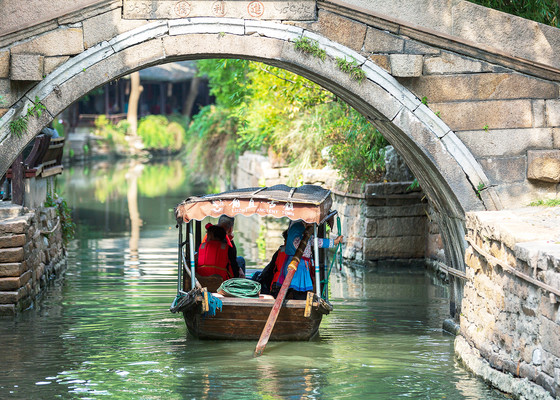 这9尊泥菩萨,暴露了旅游的偏见:去甪直古镇究竟看什么?
