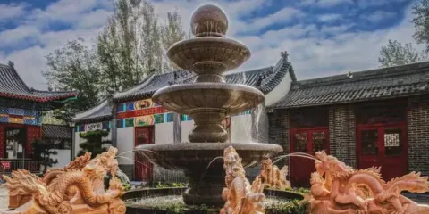 紅高粱文化大院