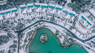 在金华磐安邂逅江南雪,我打开了玉岑山居银装素裹的壮美画卷