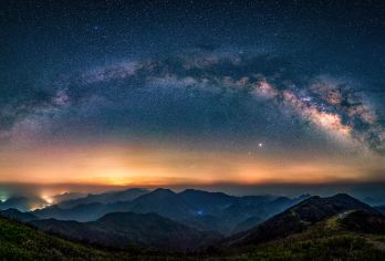 搁船尖景区一日游【十五公里，探秘传说中的光明顶】【搁船尖地处北纬30°神秘地带，歙州、杭州、睦州三地交界处昱岭关，传说：葛玄修炼于此。是道教的第36福】