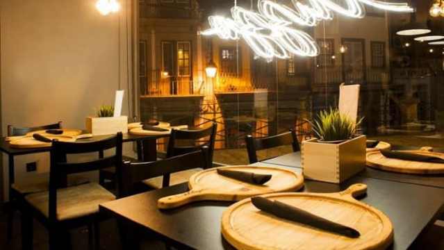 Pizzaria Luzzo Guimarães