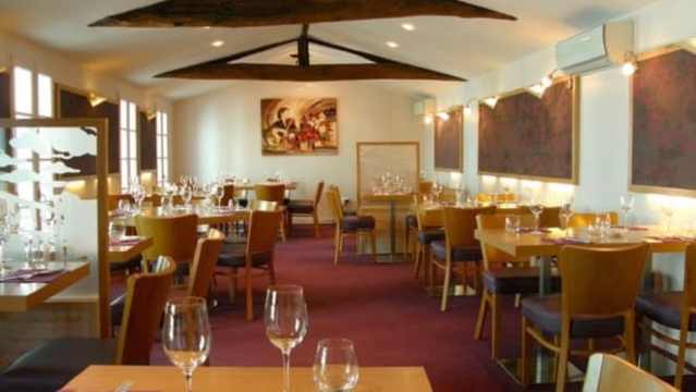 Clos Des Cours餐厅图片