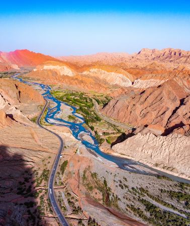 8D7N • Xinjiang, Southern Xinjiang, Kashgar City, Kashgar Ancient City, Karakul Lake Small group tour limited to 6 guests