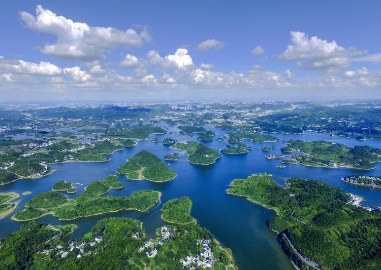 百花湖风景区