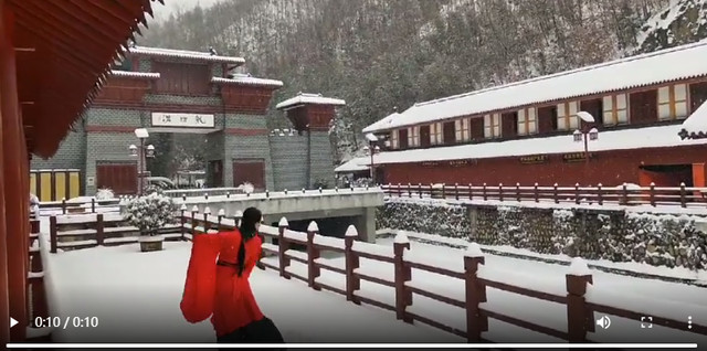 雪中舞翩跹(一)---汉服小姐姐在龙潭沟