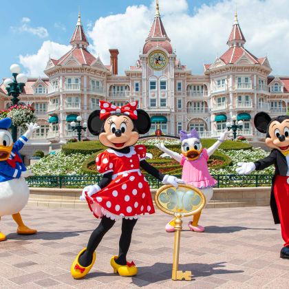 法国巴黎+比利时布鲁塞尔+荷兰鹿特丹+阿姆斯特丹8日7晚私家团