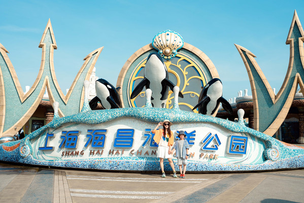 住厌了亲子酒店民宿,不如来体验住在海底世界里