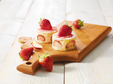 日本黄金周，让傲慢的舌尖漫步在被草莓占领的北海道最大度假村！