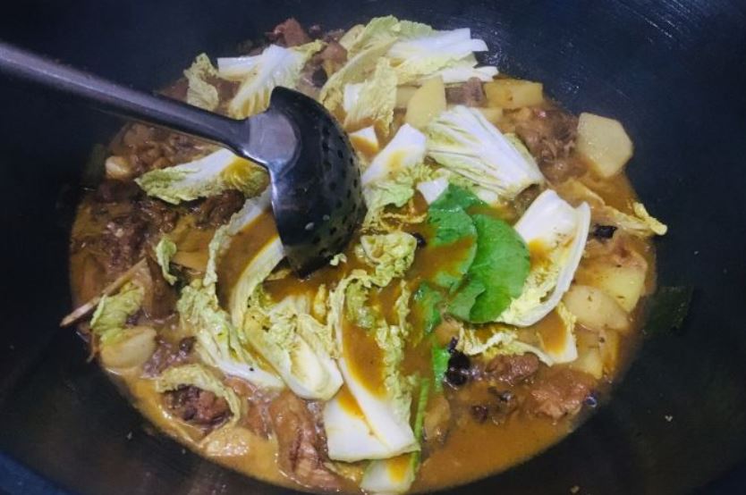 信阳三绝土灶台(羊山外国语中学店)餐厅图片