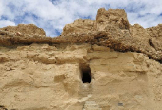 干尸洞景点图片