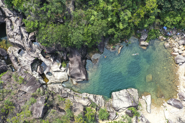 广东惠州不只有海，到惠东这个小镇见证神仙地方，私密小众又好玩
