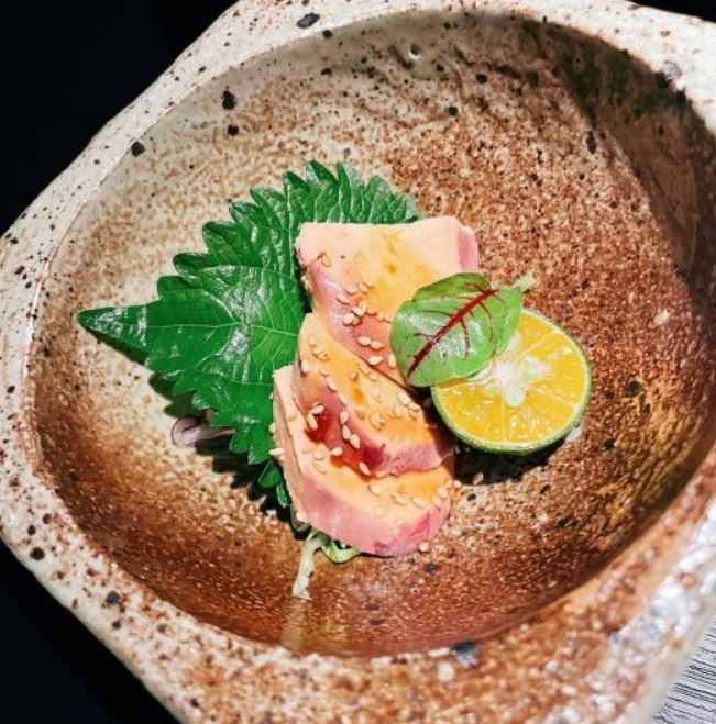 花潮料理艺食馆(海口万象城店)