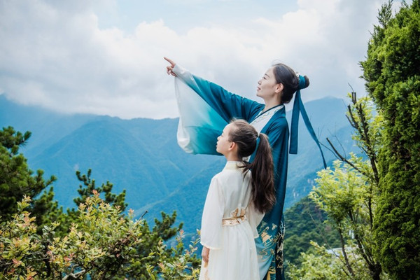 逍遥自在九江行,江湖一笑浪滔滔