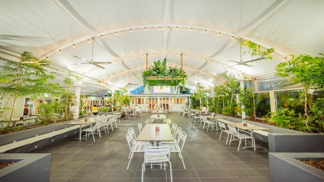 Shamrock Hotel  Bar & Dining