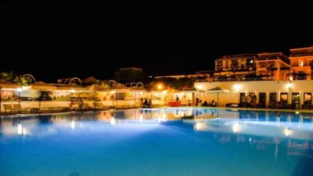 Yacht Club Lavagna餐厅图片