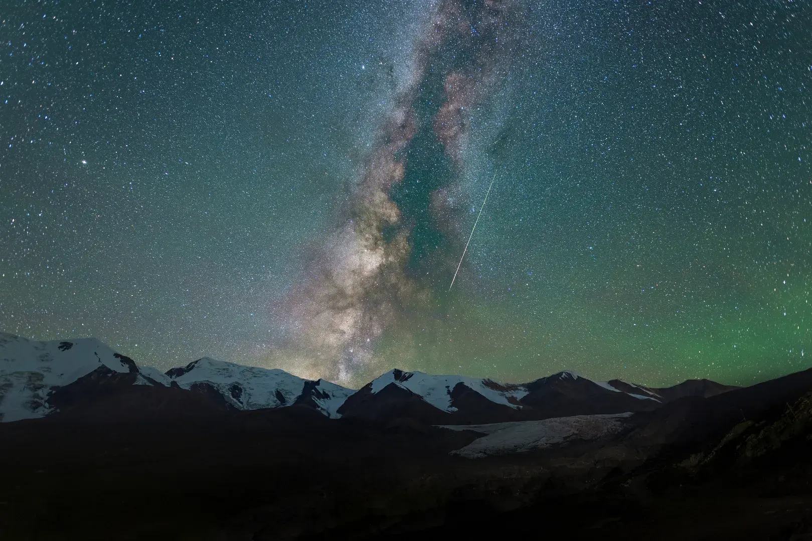 阿尼玛卿山