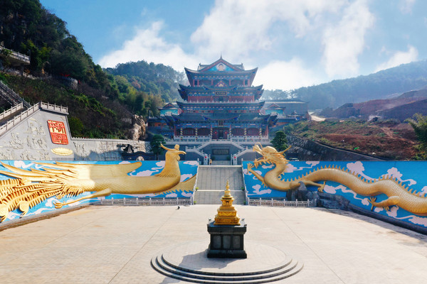 广东韶关千年古寺，有座世界最大翡翠观音，历时8年耗资6亿打造
